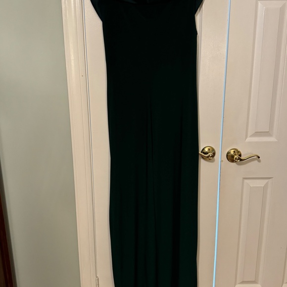 Leonetta Satin V-Neck Jersey Evening Gown - Picture 4 of 7